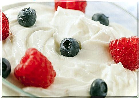 Yogurt and fruit