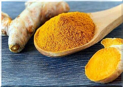 Turmeric root and powder