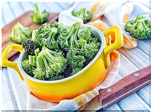 Cruciferous vegetables can cause a bloated belly