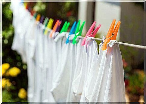 It is better to dry wet clothes outside