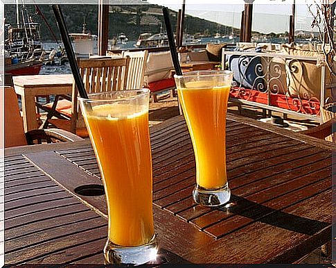 Grapefruit juice with ginger