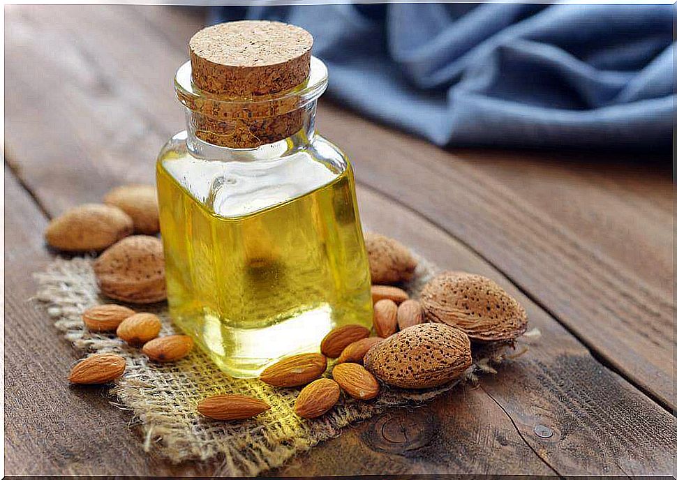 Prevent frizzy hair with almond oil