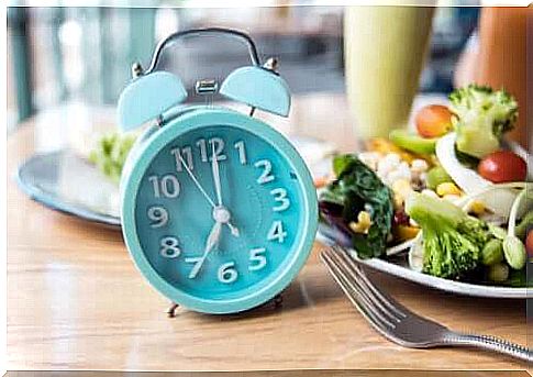 The best time of day to eat, according to science